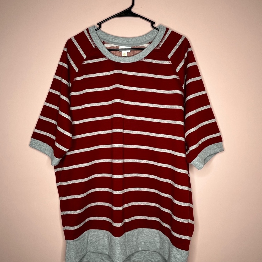 NWT LulaRoe Jane Short Sleeve Sweatshirt